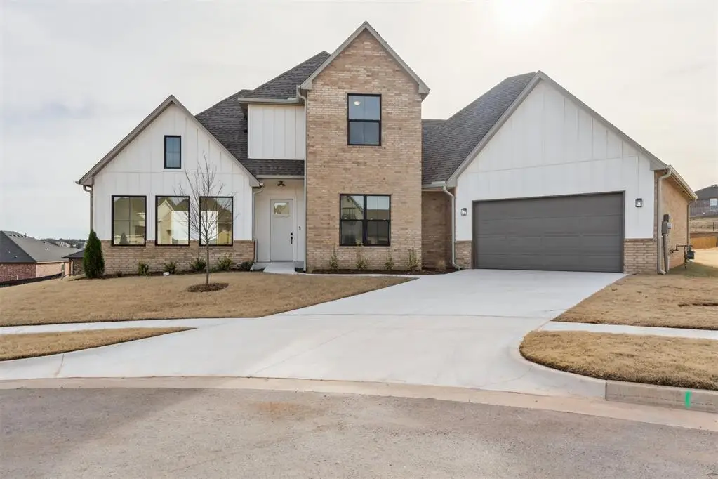 6008 Frankie Lynn Lane, Edmond, OK 73034 - Image #1