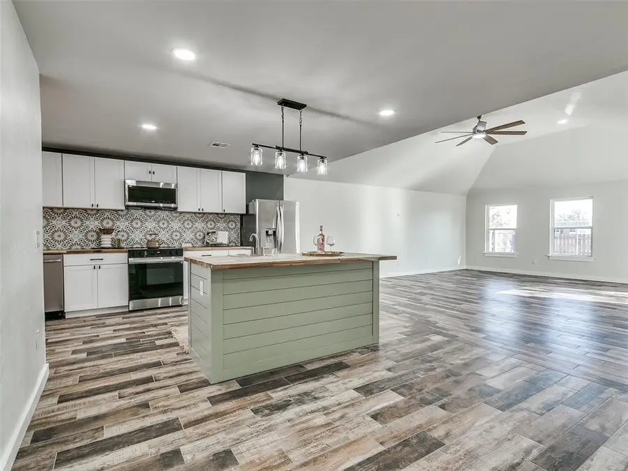 106 Briarwood Street, Moore, OK 73160 - Image #3