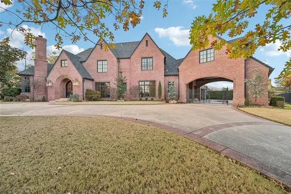 1401 Oak Tree Drive, Edmond, OK 73025