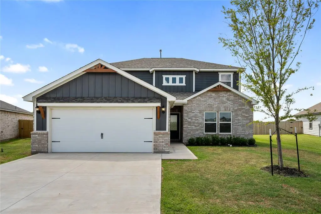 1909 Malus Way, El Reno, OK 73036 - Image #1