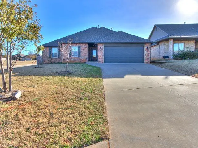 7001 W Cherokee Crossing, Warr Acres, OK 73132 - Image #1