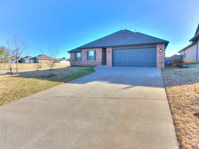 7001 W Cherokee Crossing, Warr Acres, OK 73132 - Image #2