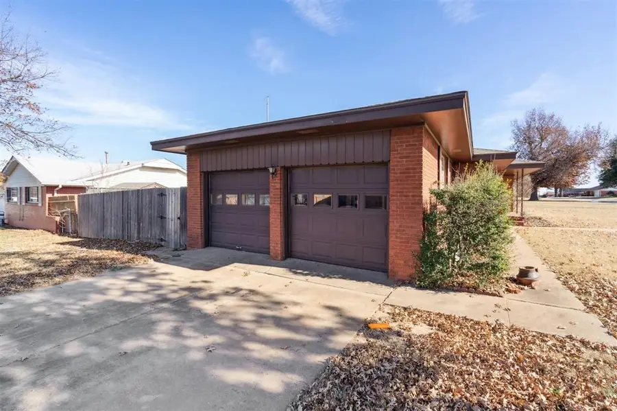 624 Skyline Drive, El Reno, OK 73036 - Image #2