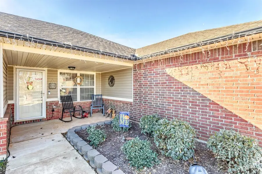 11520 SW 25th Street, Yukon, OK 73099 - Image #2