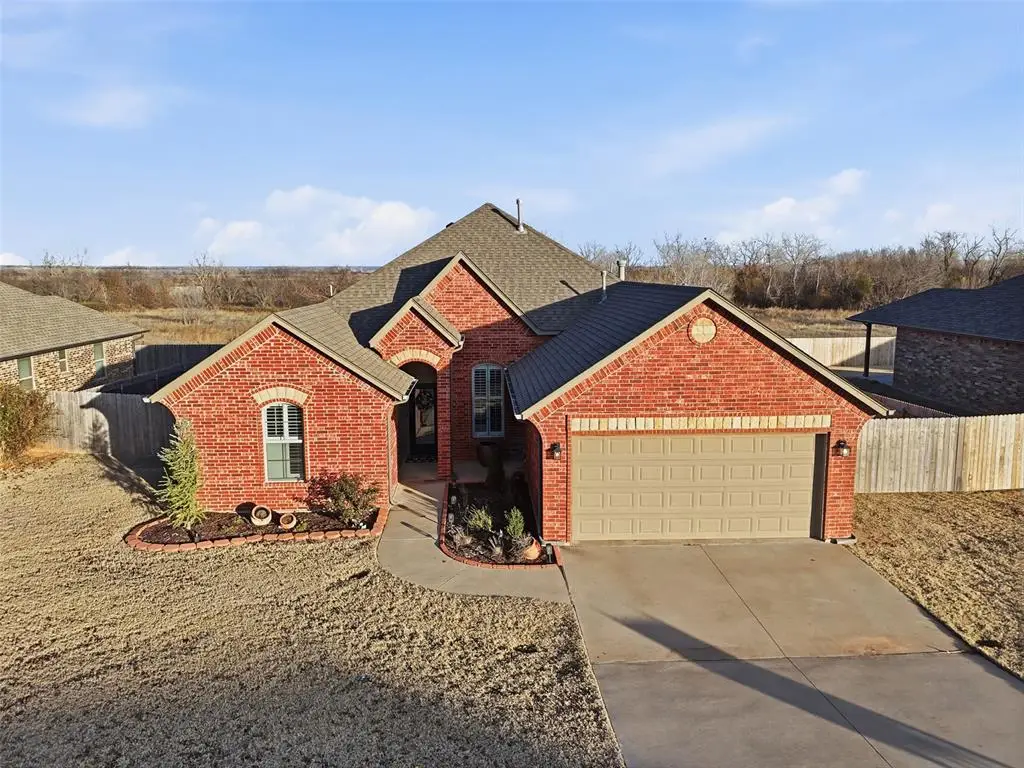 3009 Alli Circle, Chickasha, OK 73018 - Image #1