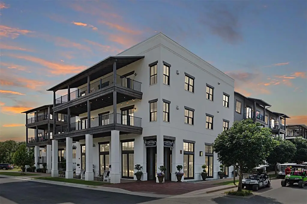 29 N Water Street #7, Carlton Landing, OK 74432 - Image #1