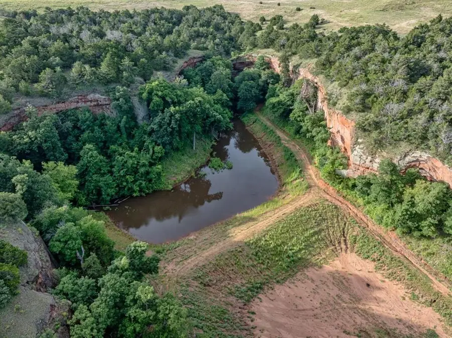 13090 County Street 2630 Street, Lookeba, OK 73053 - Image #3