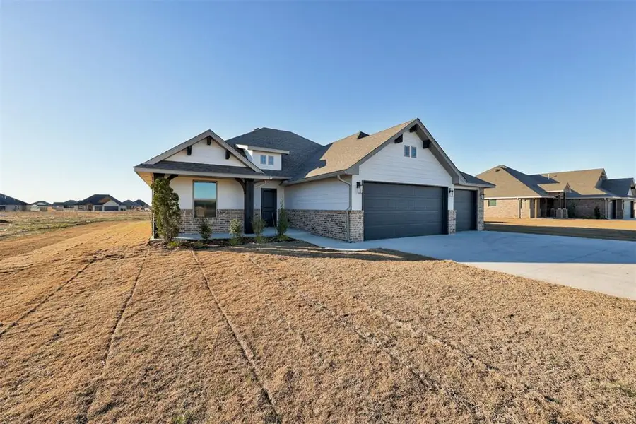 8592 Beth Lane, El Reno, OK 73036 - Image #2