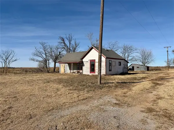 109 W 2nd Street, Custer City, OK 73639