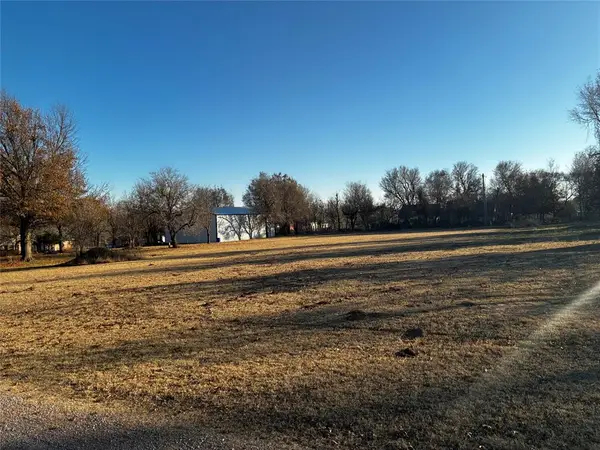 Hummingbird Circle, El Reno, OK 73036