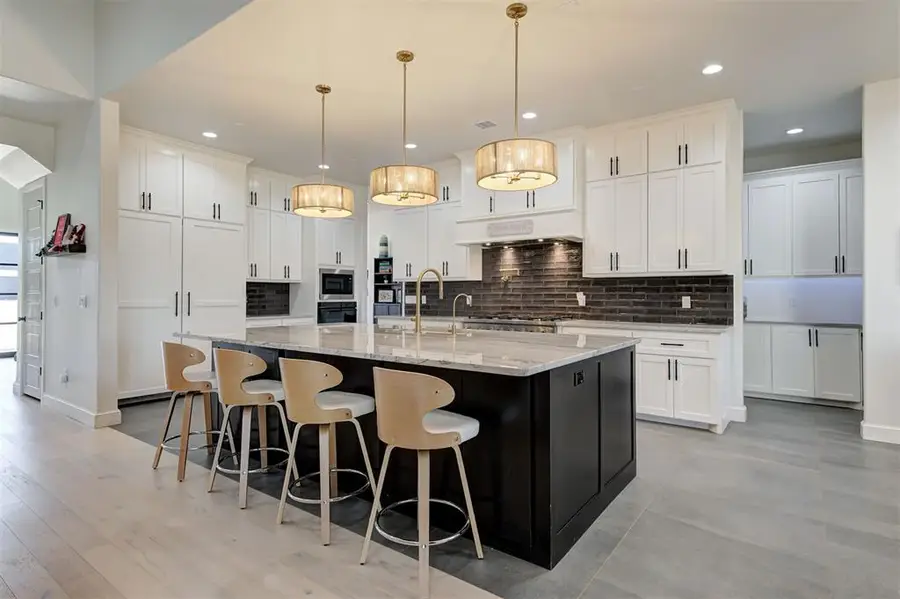 18333 Chelsea Circle, Newalla, OK 74857 - Image #2