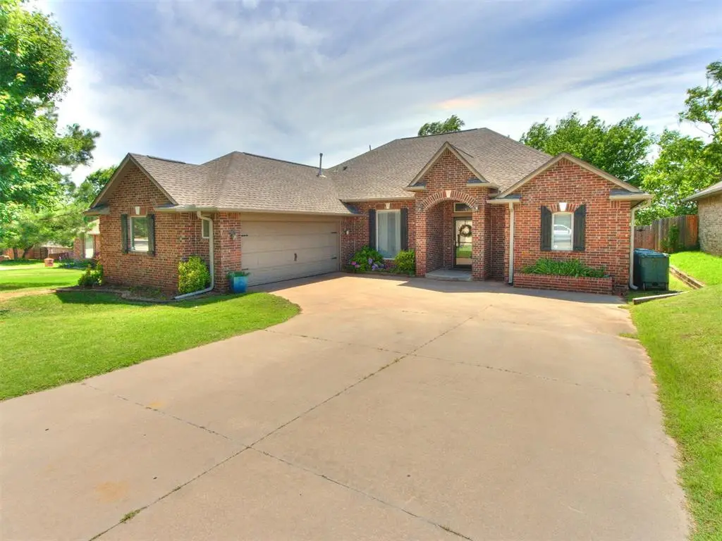 745 Martina Lane, Edmond, OK 73034 - Image #1