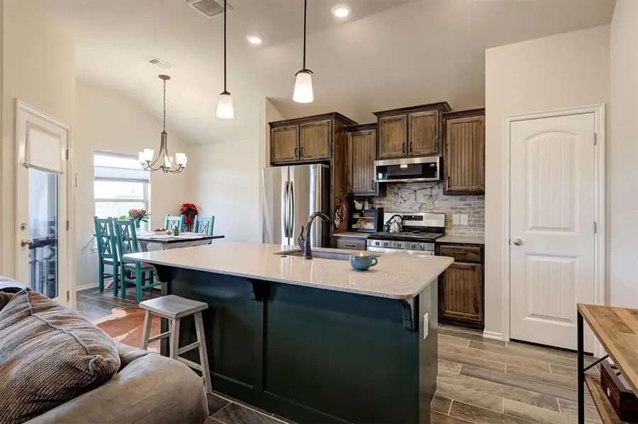 400 Haven Street, Yukon, OK 73099 - Image #2