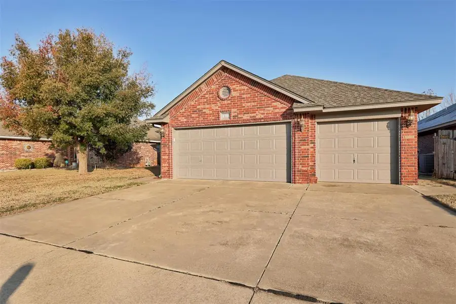 8701 NW 74th Street, Oklahoma City, OK 73132 - Image #3