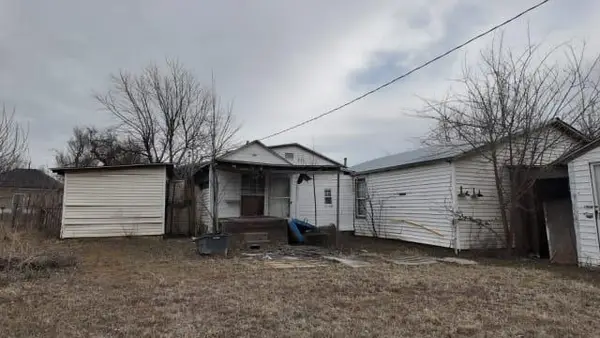 118 S M Avenue, El Reno, OK 73036