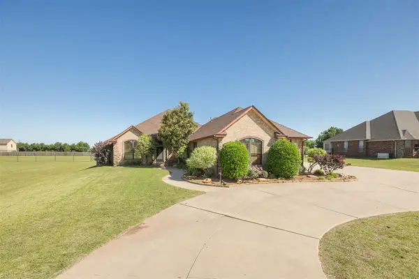10681 NW 107th Street, Yukon, OK 73099