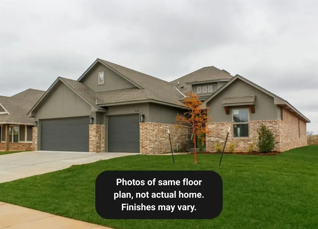 4901 Vine Cliff Road, Mustang, OK 73064 - Image #1