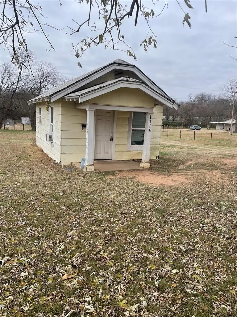 1114 N Minnesota Avenue, Shawnee, OK 74801 - Image #1