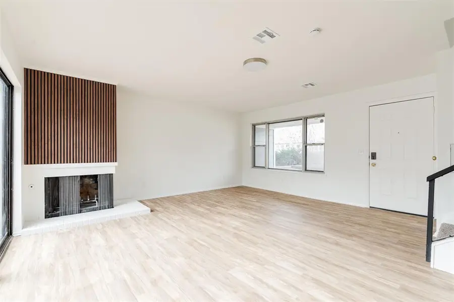 Address Withheld By Seller, Oklahoma City, OK 73120 - Image #2