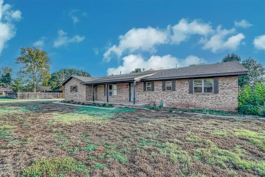 602 N Oklahoma Avenue, Elk City, OK 73644 - Image #3