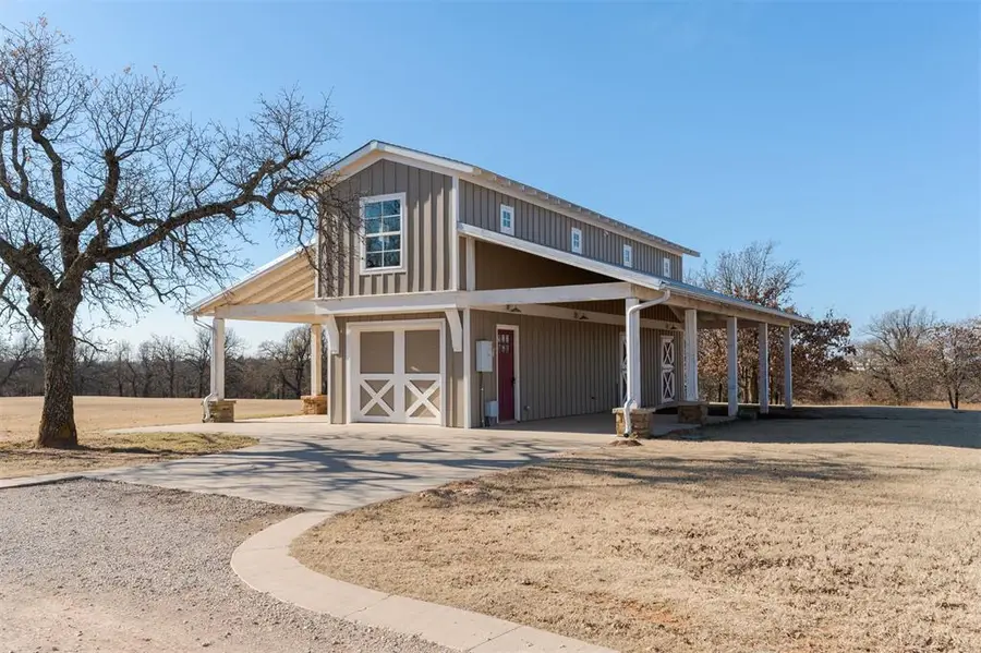 9438 Creek View, Guthrie, OK 73044 - Image #2
