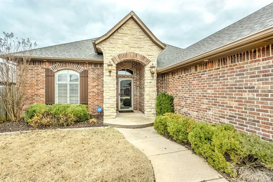 404 SW 170th Terrace, Oklahoma City, OK 73170 - Image #2