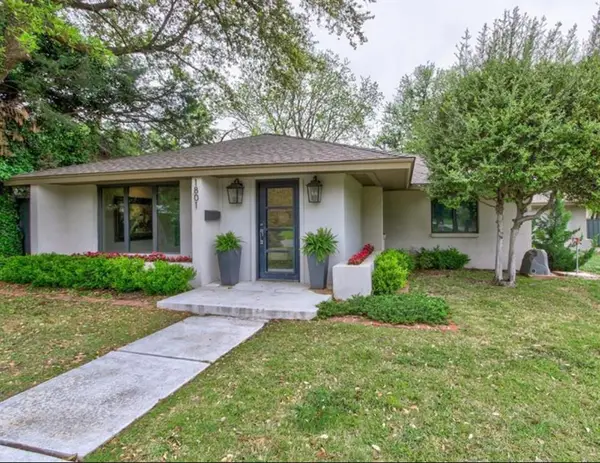 1801 Westminster Place, Nichols Hills, OK 73120