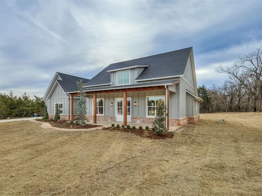 21246 Reserve Circle, Harrah, OK 73045 - Image #2