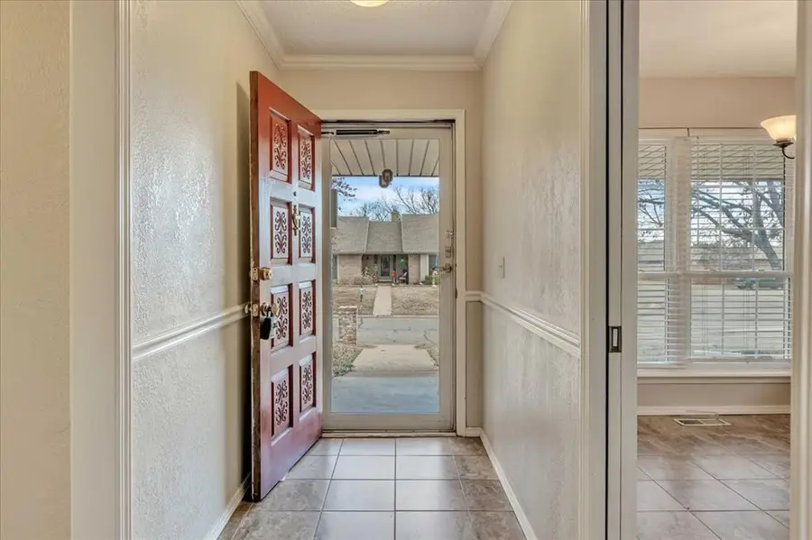 12008 Corn Flower Place, Oklahoma City, OK 73120 - Image #3