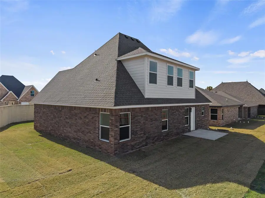 800 Chateau Court, Kingfisher, OK 73750 - Image #2