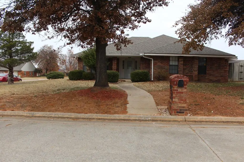 10601 Songbird Lane, Midwest City, OK 73130 - Image #1