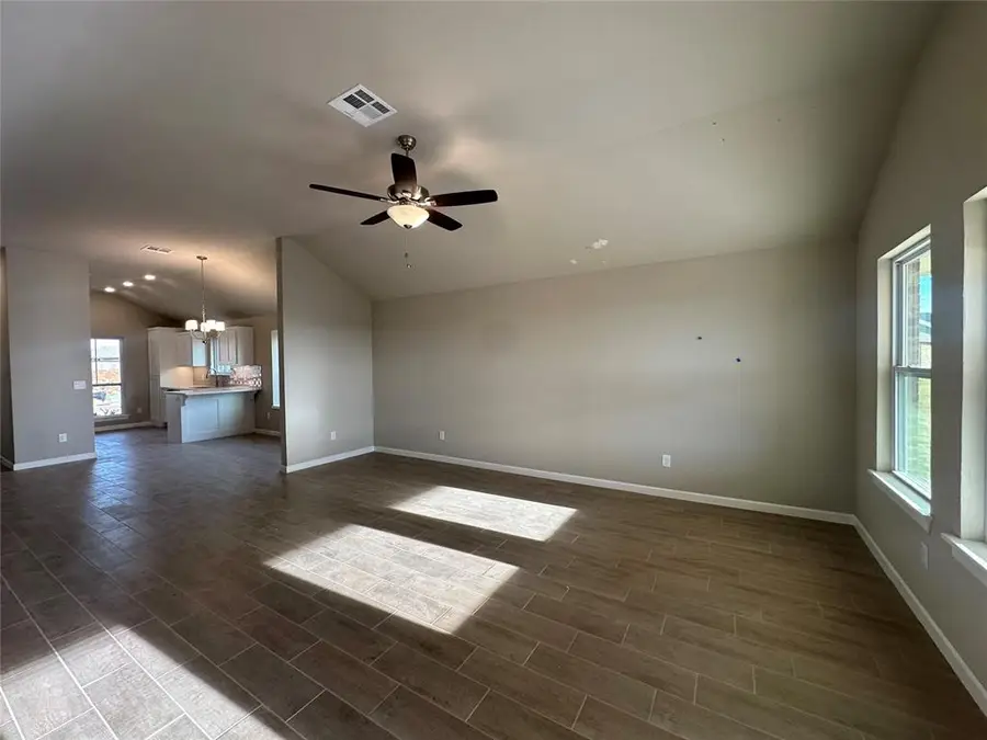 18305 Austin Court, Edmond, OK 73012 - Image #2