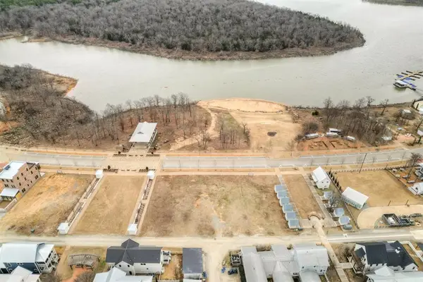 47 Water Street, Carlton Landing, OK 74432