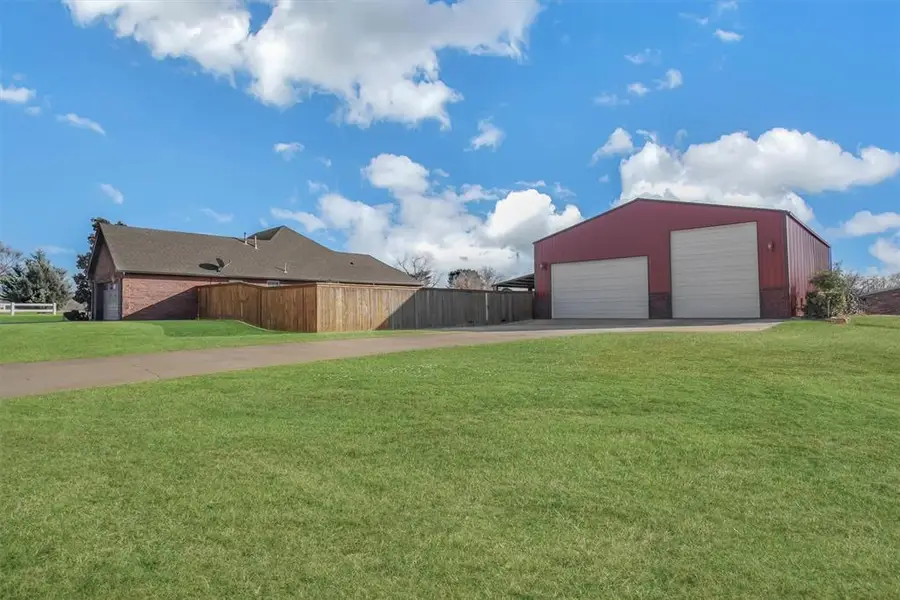 606 E 3rd Street, Elk City, OK 73644 - Image #3