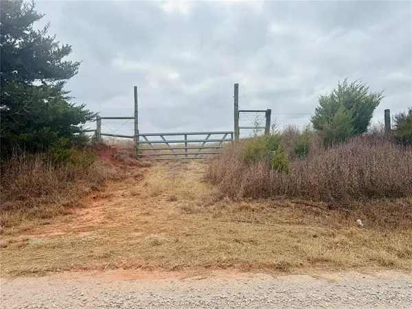 1417 County Road 1430, Ninnekah, OK 73067