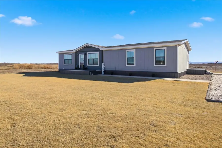20838 E 1400 Road, Lone Wolf, OK 73655 - Image #3