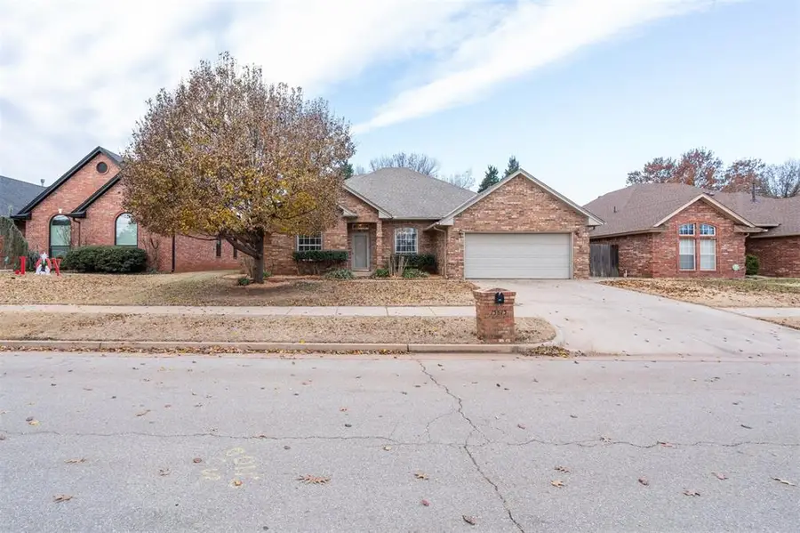 15613 Summit Parke Drive, Edmond, OK 73013 - Image #2