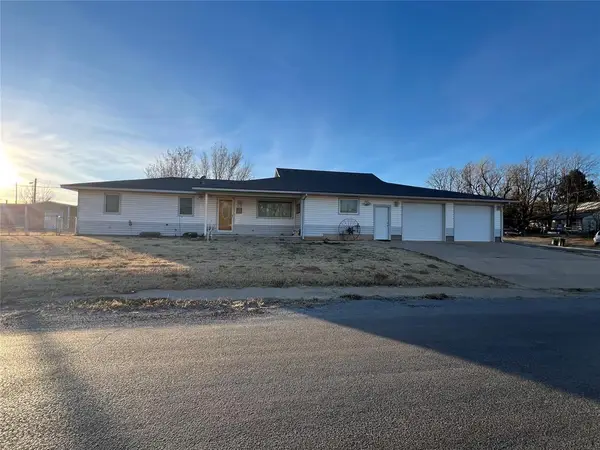 602 Sheridan Avenue, Fort Supply, OK 73841