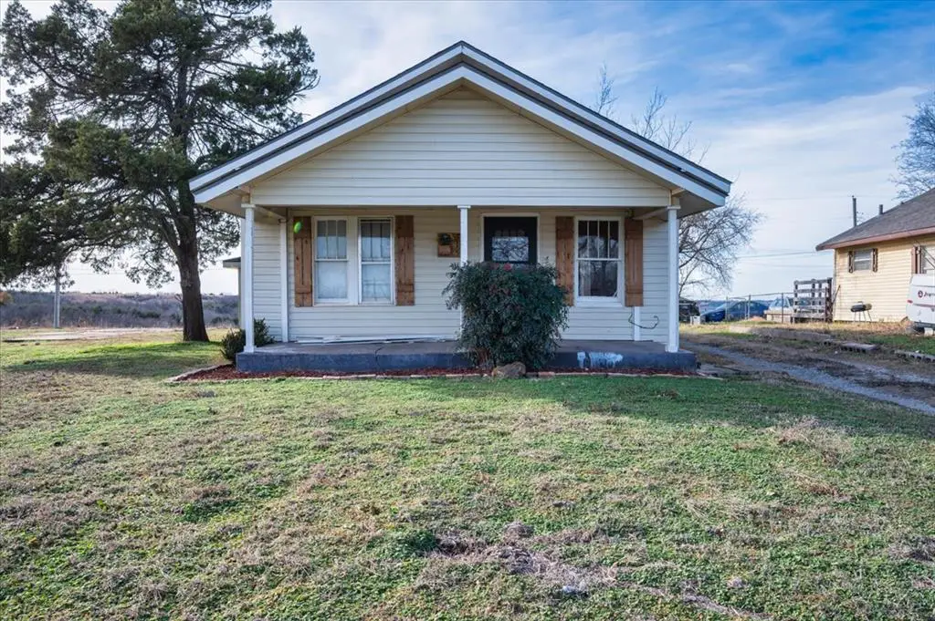315 N Kings Highway, Cushing, OK 74023 - #1
