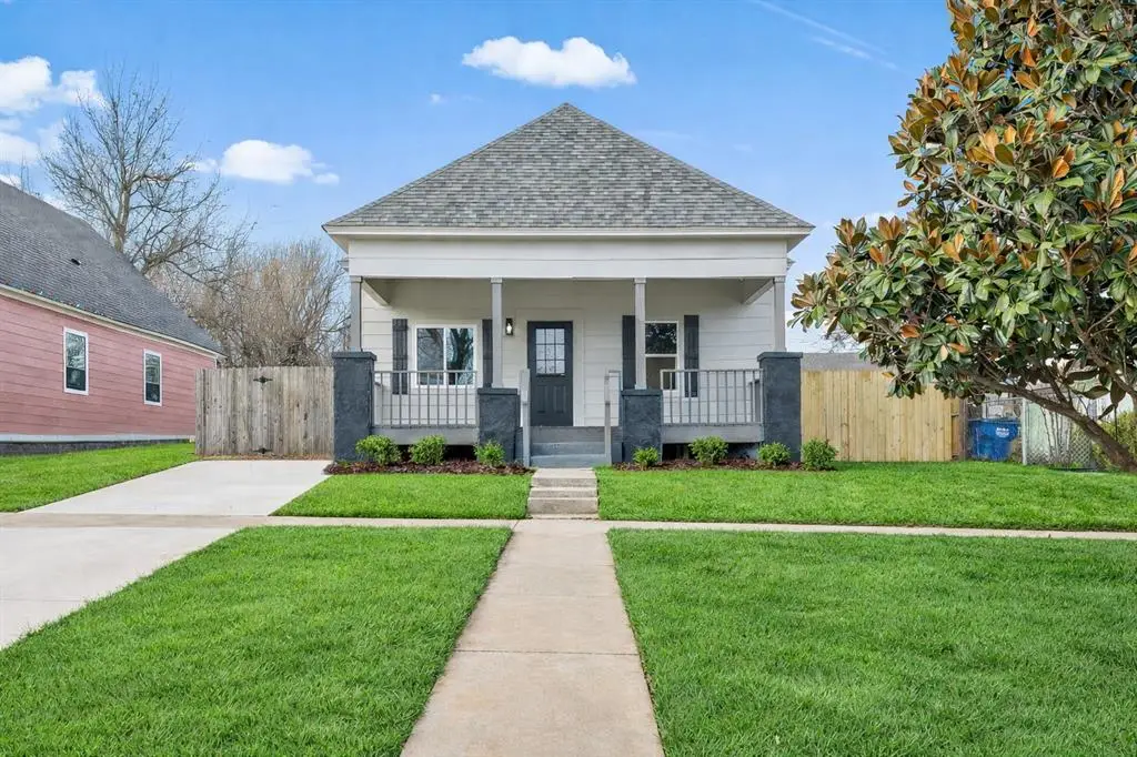 413 N Rock Island Avenue, El Reno, OK 73036 - Image #1