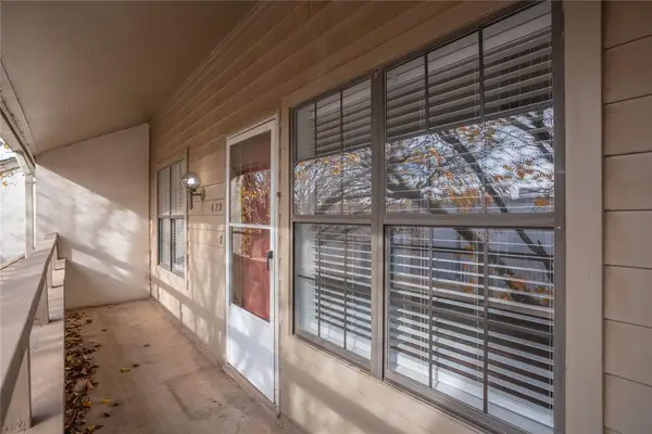 11120 Stratford Drive #429, Oklahoma City, OK 73120