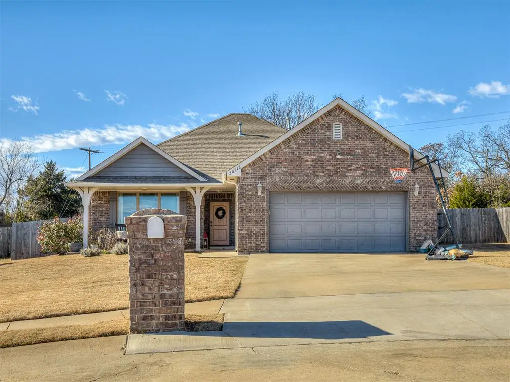 20518 Autumn Trail, Harrah, OK 73045 - Image #1