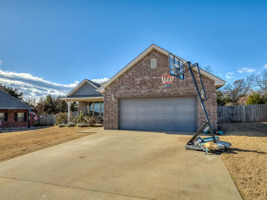 20518 Autumn Trail, Harrah, OK 73045 - Image #3