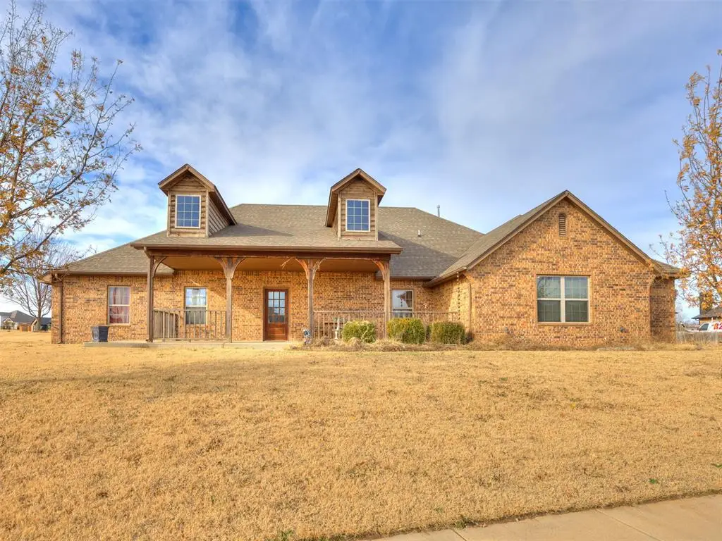 10025 Velletri Avenue, Yukon, OK 73099 - Image #1