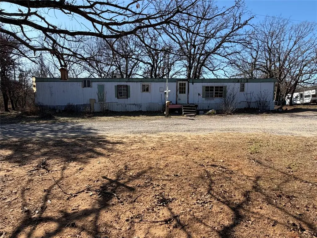 18865 E Stonetree Lane, Luther, OK 73054 - Image #1