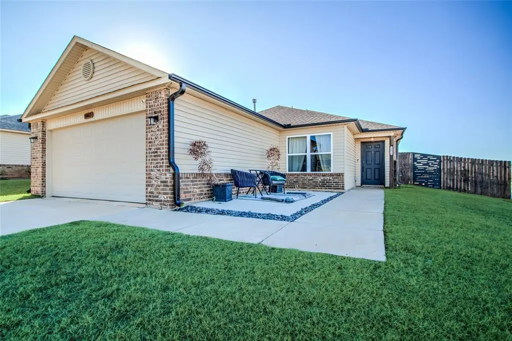 10013 Black Bear Trail, Yukon, OK 73099 - Image #1