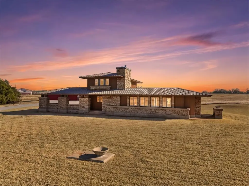 1722 N Myers Road, Apache, OK 73006 - Image #1