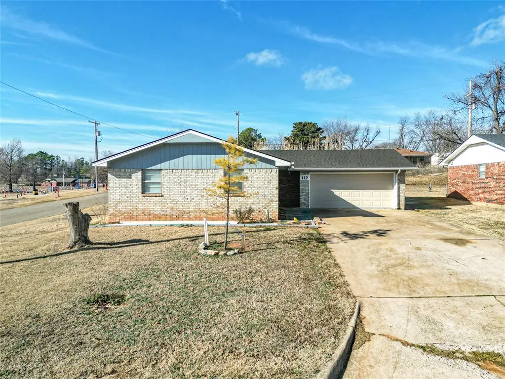 112 Taft Drive, Chickasha, OK 73018 - Image #1