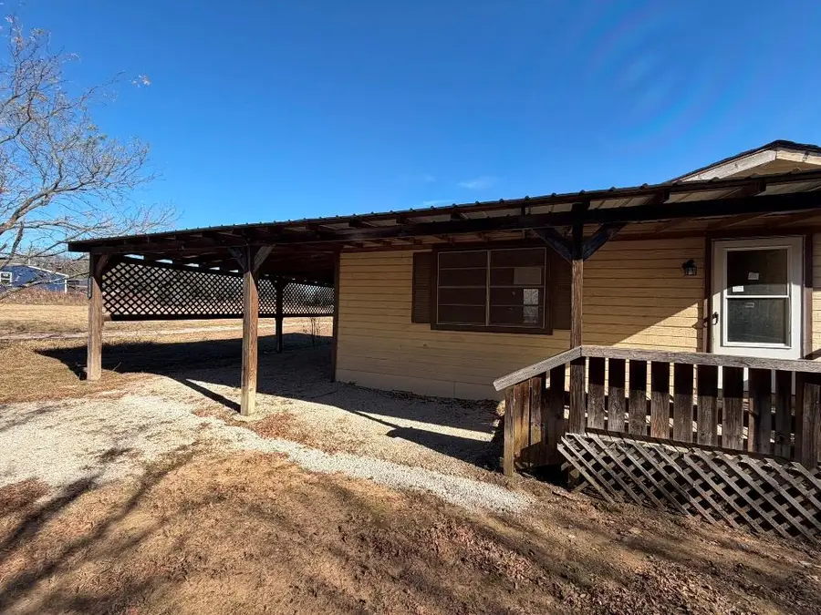 14607 Us Highway 77, Marietta, OK 73448 - Image #2