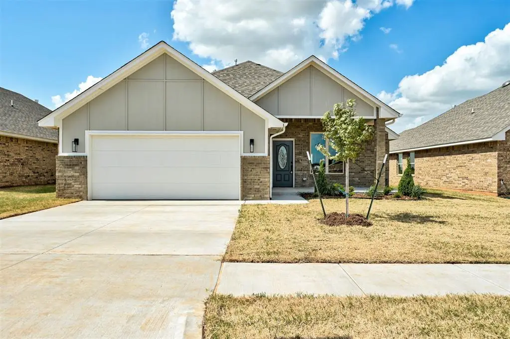 9308 NW 143rd Street, Yukon, OK 73099 - Image #1